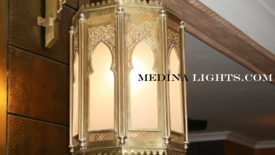 Brass Applique - Moroccan Lighting, Moroccan Lanterns, Moroccan Lamps, Moroccan Chandeliers